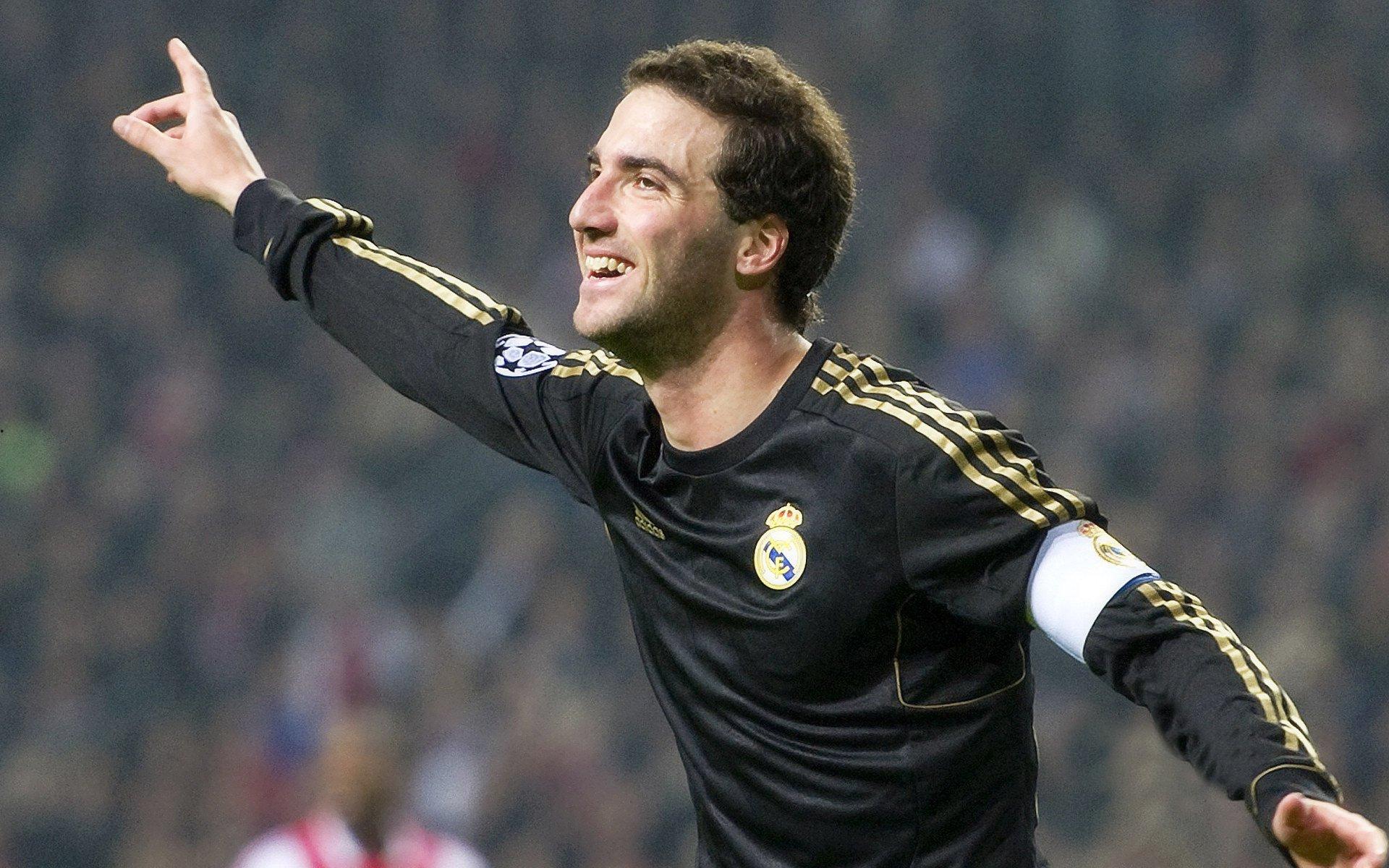 瓦伦西亚客场力克劲敌 豪取三连胜势头强劲