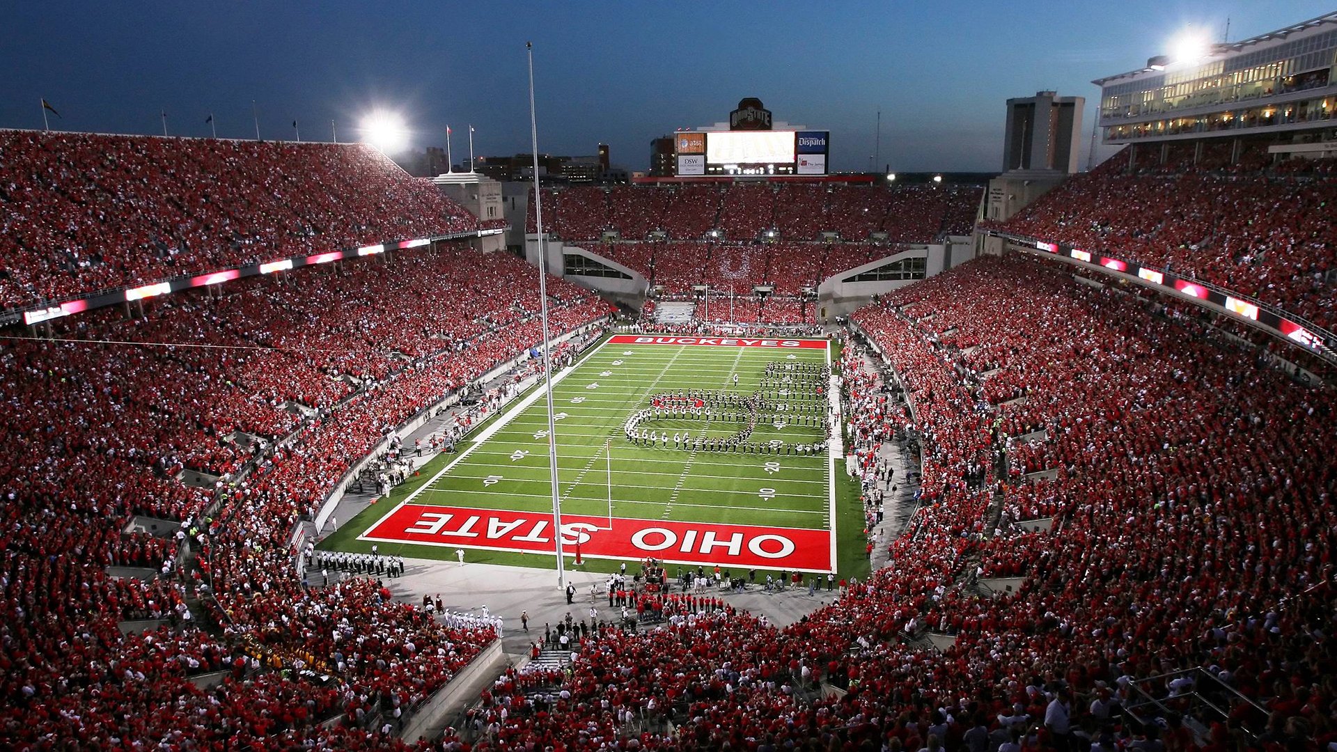 英雄联盟全球总决赛，巅峰对决引爆电竞狂潮，中国战队再创辉煌